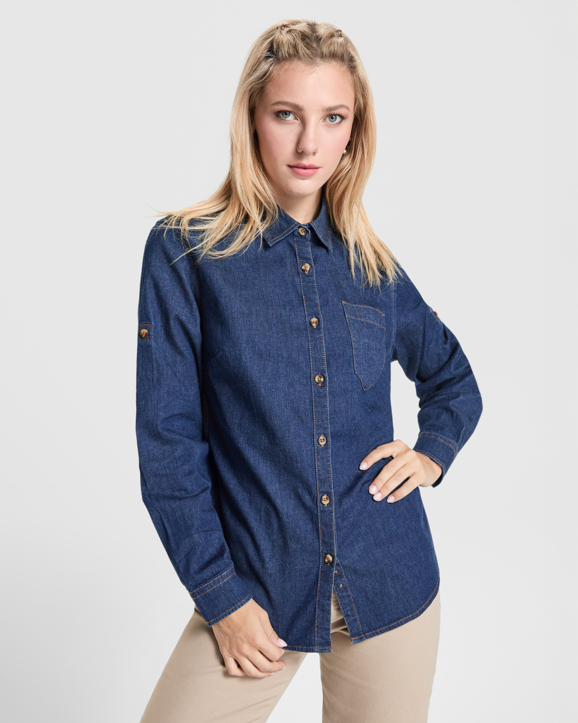 Lujan woman Camice Unisex